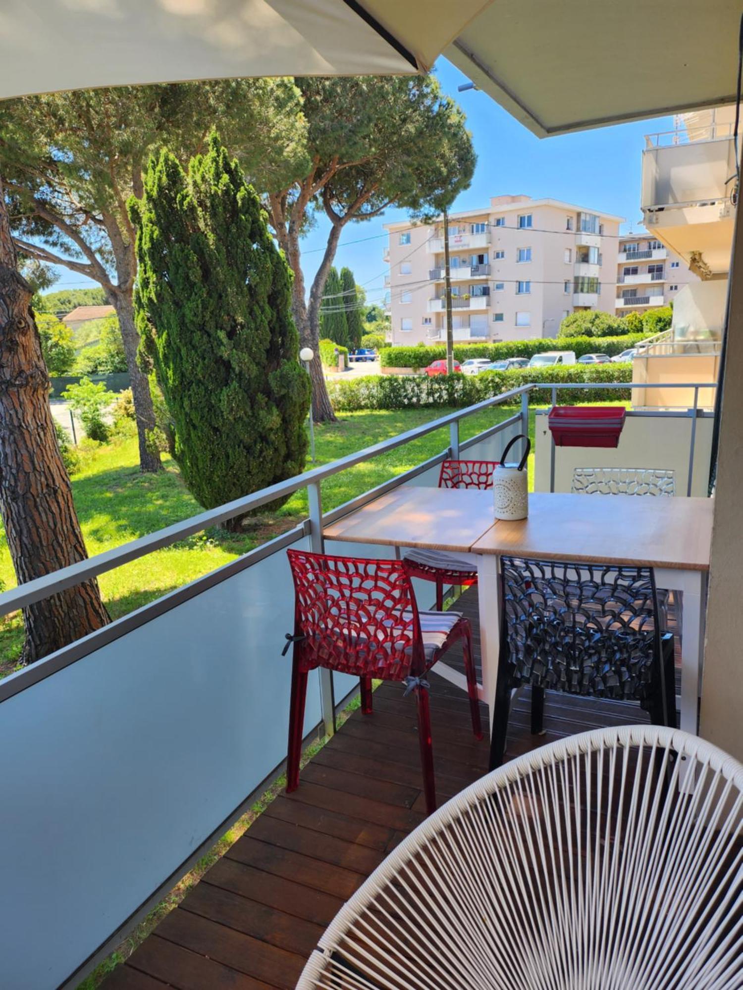 A Centre * Frejus